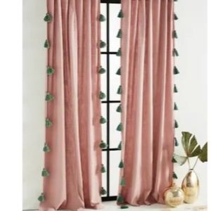 Anthropologie Mindra curtain 1 panel